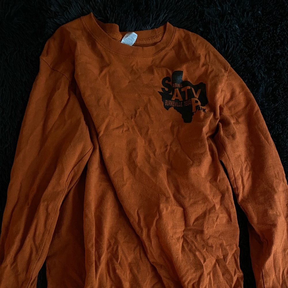 Long sleeve t-shirt